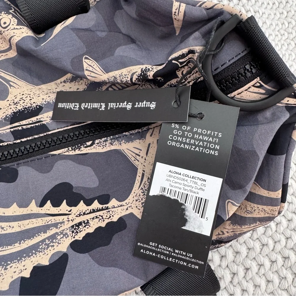Aloha Collection• Super Special LTD Edition Keep It Light Sporty Duffle AHI CAMO